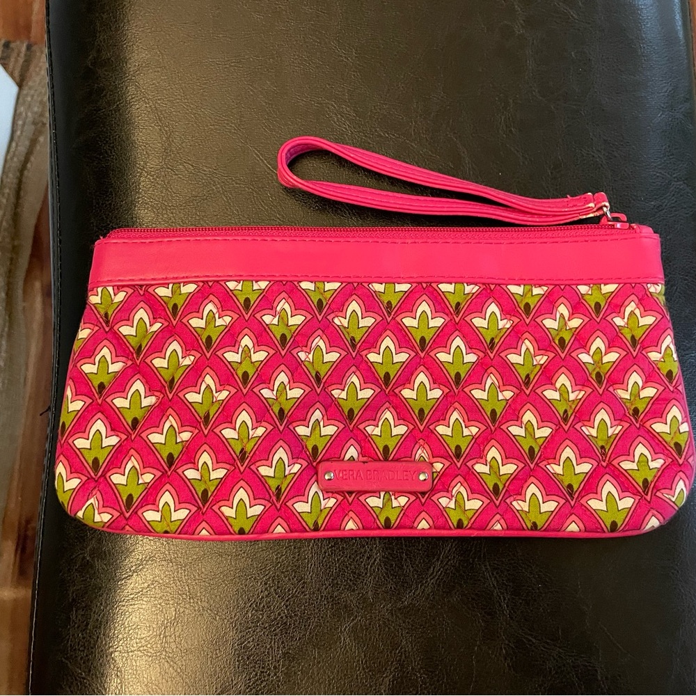 Vera Bradley pink wristlet